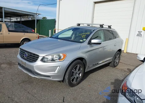 2015 Volvo Xc60 T6 из США, поврежденный, VIN YV449MDK6F2698960